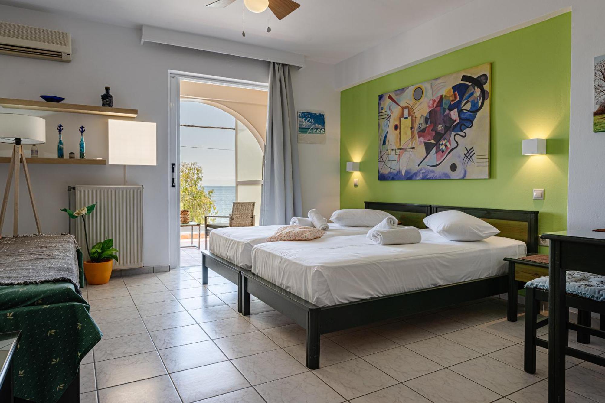 Seafront Spirit Suites Закинтос Экстерьер фото